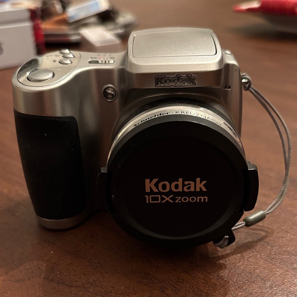 Kodak 7.1-megapixel EasyShare Z710